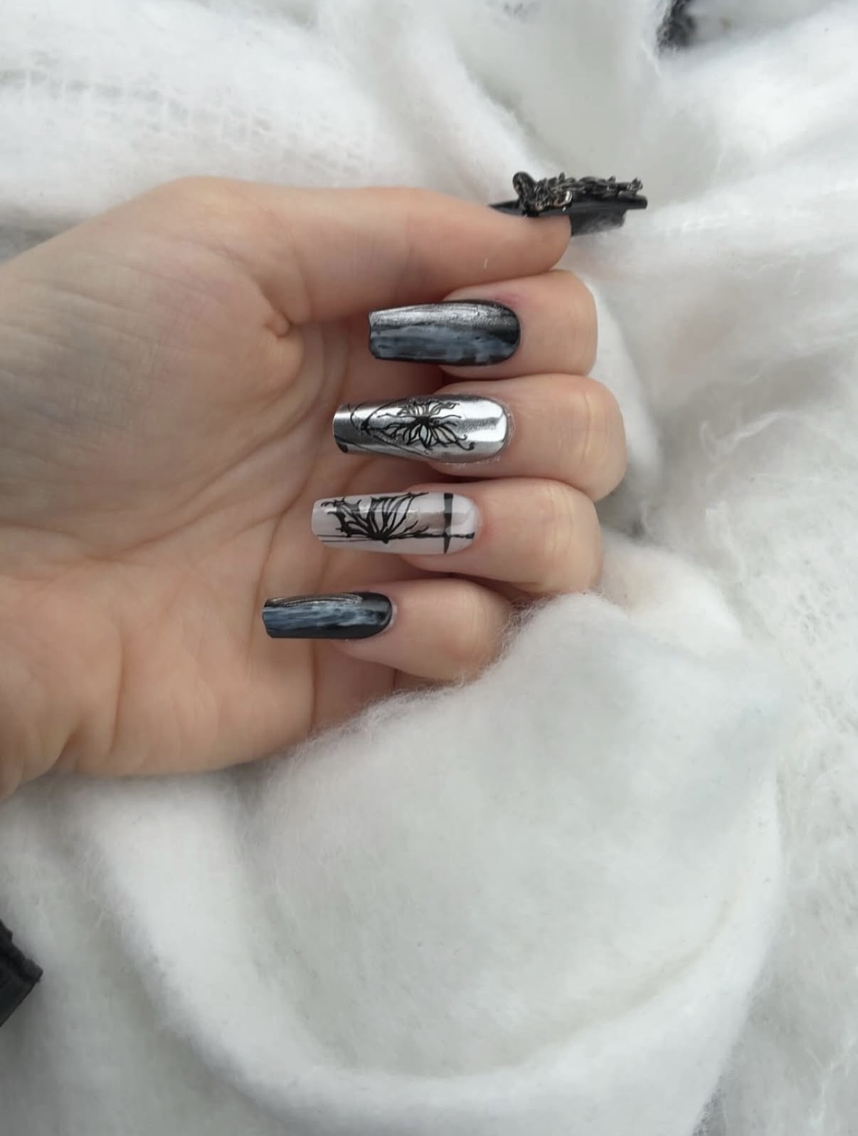Pose chrome noire et argent